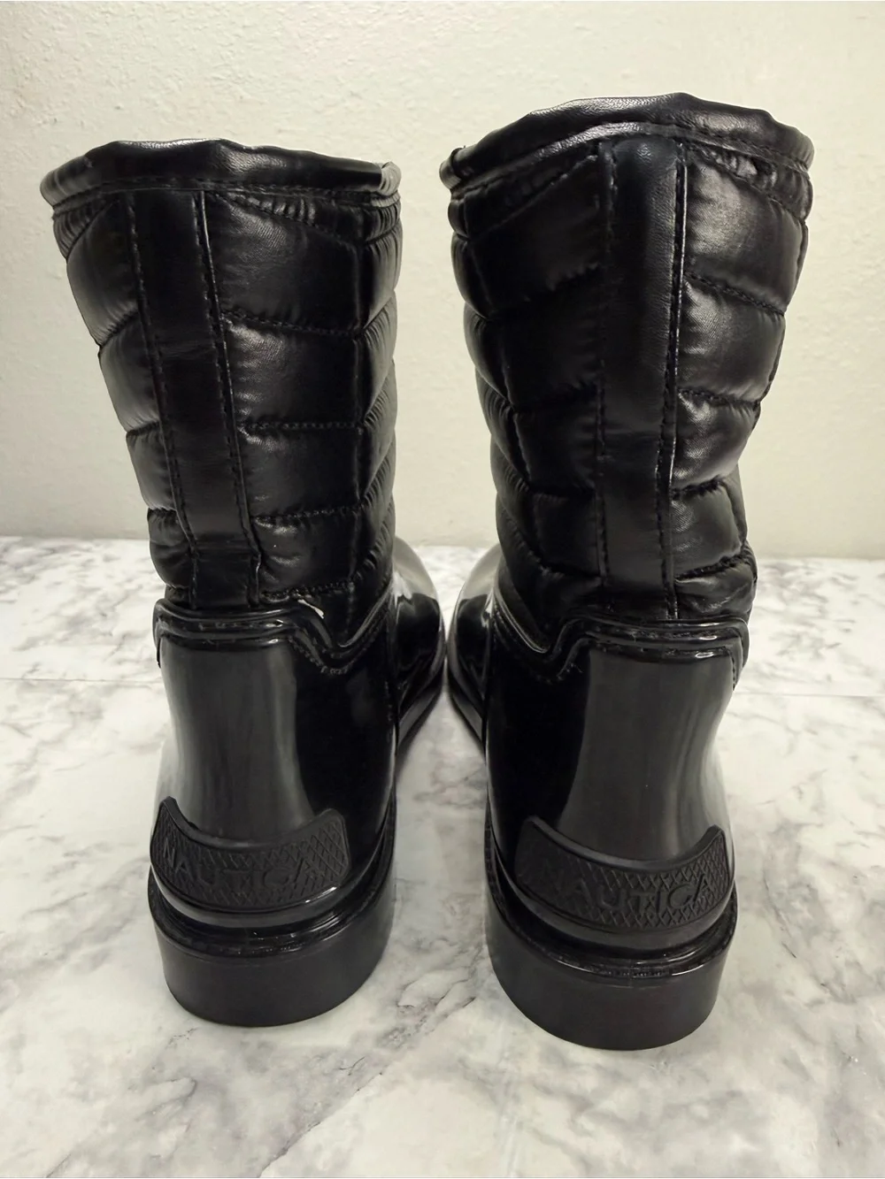 Nautica Black Quilted Glossy Rain Boots w Cream Faux Shearling Sz 8 waterproof